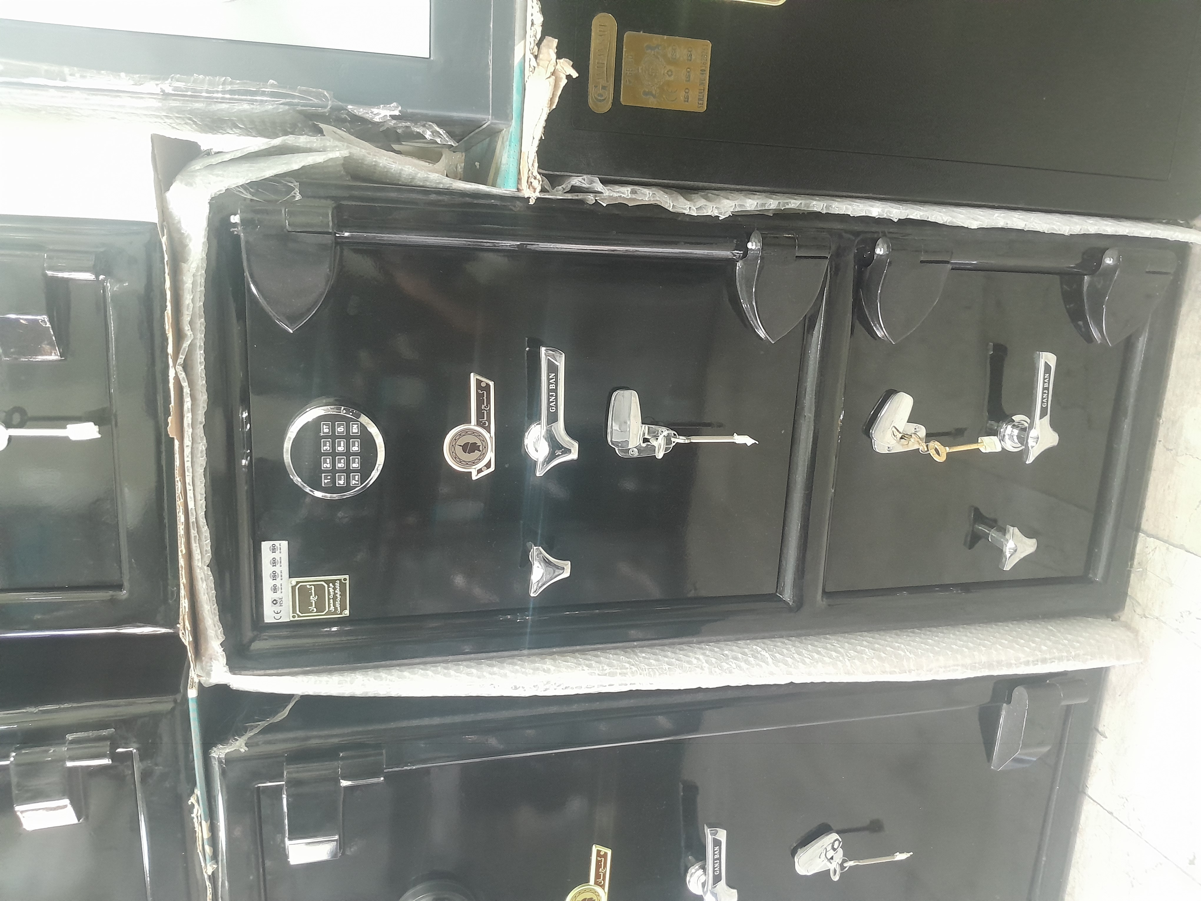 مدل ۵۵۰  D گنج بان دوطبقه